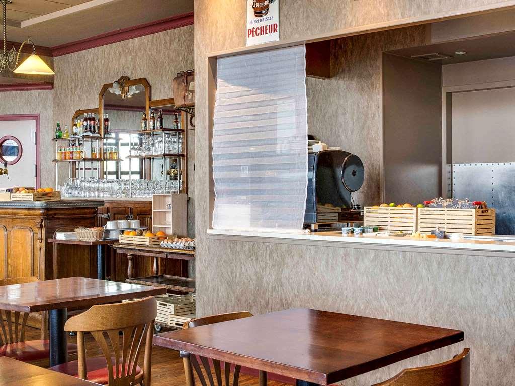 B&B Hotel Montlucon Centre Restoran gambar